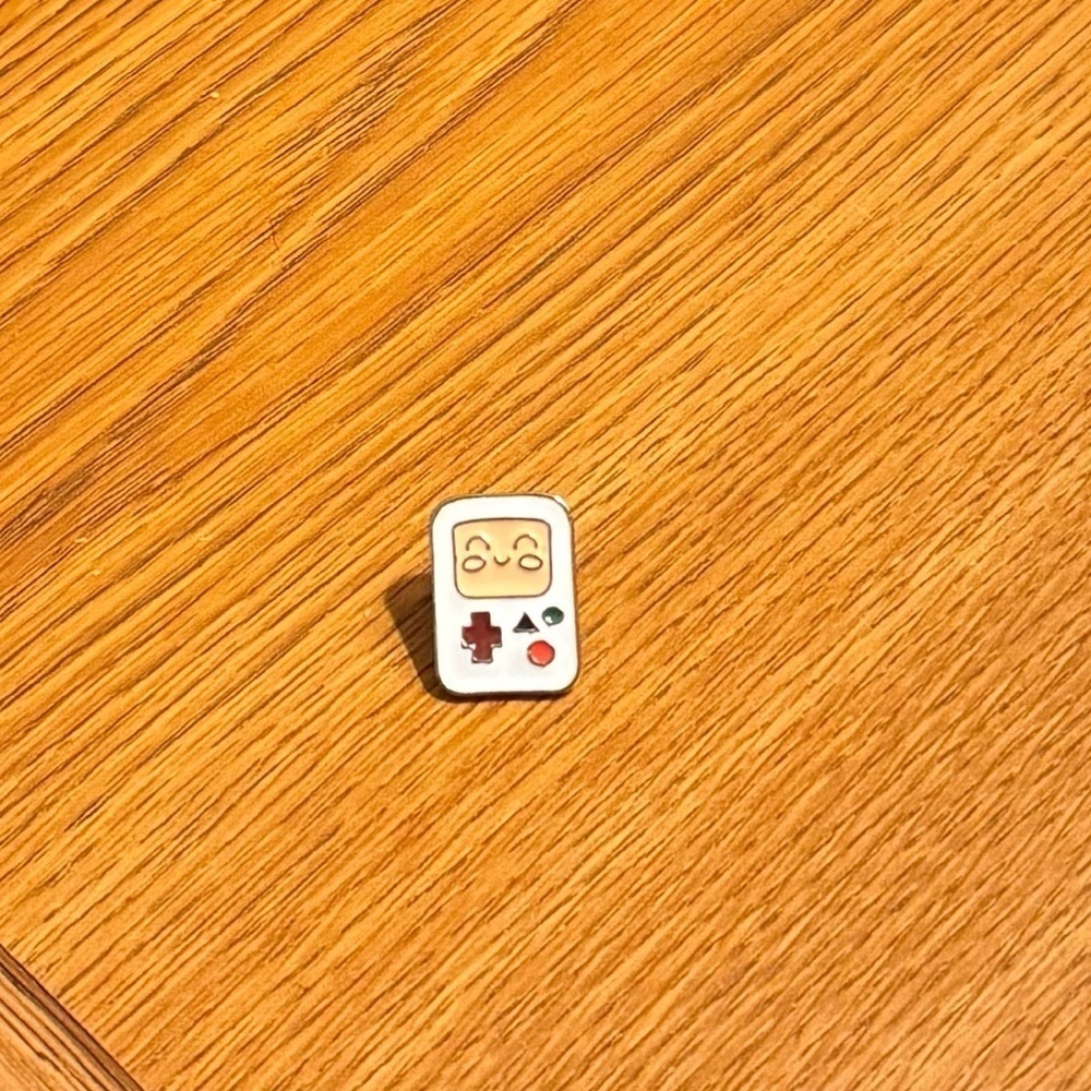 Women’s Accessories Cute White Smiling Game Boy Console Multicolored Enamel Pin